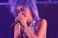 miley cyrus performs shocking