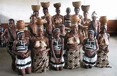 zimbabwe shona people african traditional clothing women culture africa dance tribe zimbabwean cultural indigenous history facts simbabwe wedding fashion dresses
