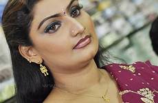 babilona hot saree actress indian mallu sexy movie hd aunties grade movies spicy tamil boobs stills full nellai cute cleavage