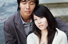giovani cinesi romantica coppie nell