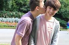 gay love cute couple couples boys kissing kiss ragazzi tumblr emo teenage guys friend friends me saved men di affection