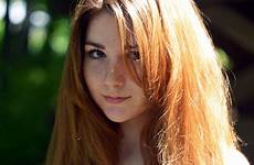 redhead red hair hot girls beautiful pretty рыжая девушка ginger girl sexy redheads freckles face shine rise cuties re lina