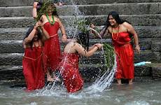 women teej bath river ritual bagmati hindu bathing taking panchami festival ladies rishi nepali woman most huffingtonpost nepalese sacred year