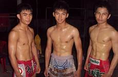 thai boxer dance