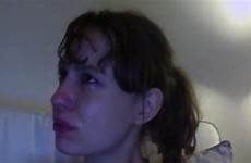 crying webcam cry dora ashamed women video metro