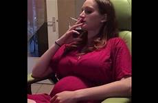 pregnant smoker