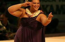 hula big dancer hawaiian dancers fat beautiful women curvy polynesian people girl dance plus woman size tahitian gorgeous thick lady