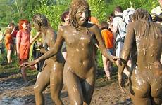 mud nude muddy mudbath smutty