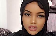 somali minnesota hijab teen muslim average looking