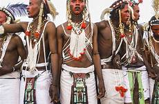 women men wodaabe wife festival dress tribe who sex their husbands where looking stealing chose choices married could wives relatively