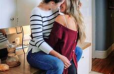 lesbian girls lesbians kissing cute girl couples redhead cosas novias girlfriend instagram goals together se big amigas