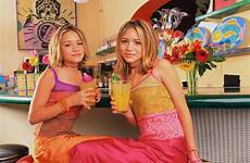 olsen twins ashley kate mary 2000 childhood people shoot magazine fanpop june stars twin fashion 2000s early sister gemelas fans