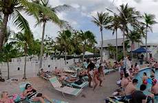 key pool west dante bar restaurant break spring