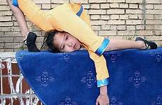flexible chinese gymnastics girls very gymnasts contortionist future school china kids training izismile acidcow choose board