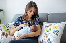 breastfeeding baby midwife