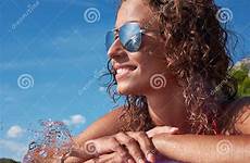 adriatic sunbathing wateren meisje zonnebaden adriatische jong prenant bain eaux jeune acque prende ragazza adriatiche patriotic recreatie landschap