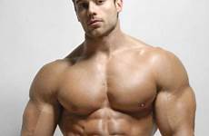 muscular builtbytallsteve muscles hombres hunks guapos musculosos pecs tatuados cachas burly