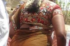 indian aunty saree back actress ass beautiful super women most backless aunties bangladeshi save tamil actresses visit peperonity