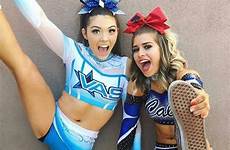 cheer cheerleaders college cute poses cheerleading girls high preteen instagram outfits football girl choose board saved body