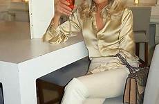 classy heels stiefel cougars bluse strict booted reife frau blouses hübsche literotica elegante overknee hotties