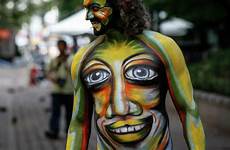 bodypainting yorkers hammarskjold participant attends