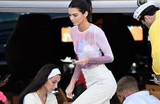 kendall kourtney bella hadid kardashian