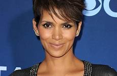 berry halle haircuts richest following mucho mayores piensas marieclaire extant
