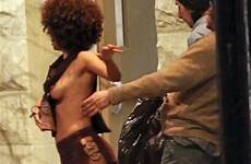 halle downblouse topless leaks malfunction thefappening masman unseen fapopedia