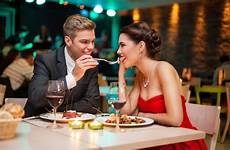 romantic propose couple paling restoran romantis lit dunia dating mldspot welcomenri