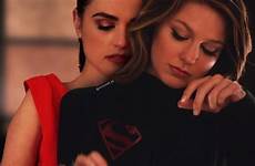 supergirl luthor lena kara danvers supercorp lesbian edits romance redgifs melissa benoist superman fandom gays expecting expect mcgrath sanvers