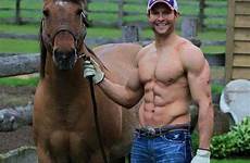 cowboy horse shirtless handsome raining ejército caballos