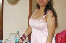 aunty desi hot spicy indian girls women beautiful saree tamil curvy cute sinhala katha wal