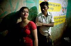 bangladesh sonagachi brothel prostitute bangladeshi workers bangla customers prostitution abcnews epidemic hiv sax