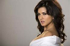sunny leone wallpaper hot wallpapers bollywood actresses