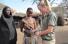 women safari girl africa guides jen guide lodge pioneering ladies mwiba trainer anthropologist life reserve huffingtonpost