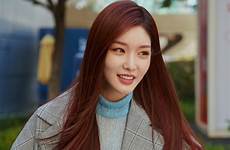 solo female artists top chung ha pop korean singer kim kpop chungha covid idols positive confirmed breaking popular who comments