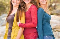 poses sibling family photography older sister portrait sisters siblings three et teen maman soeurs famille posing ridinger kids photographie frères