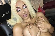 cardi naked sexy boobs singer ass tattoos her onlyfans thefappening pro demonstrated shamelessly minaj nicki shows star shesfreaky private girl