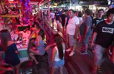 pattaya thailand prostitutes sodom thailandia sleaziest gomorrah dubbed hookers luci rosse walking sells nella prostitution