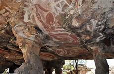 australian aboriginal rock discovered sex erotic old outback years yr scene archaeologists past window shows made changed artistic interests haven