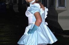 sissy feminized maids sissies working sissymaid restaurant