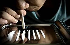 heroin cocaine snort consumo snorting drogas kokain cocaina villasombrero jga eskaliert tirol beleidigungen koks cocaína fahrer polizei sohn angeboten missbrauch