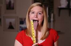 tongue longest girl world worlds