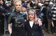 maisie williams turner sophie thrones game dance imitate steps priyanka her they chopra really stars re good fame suicidal criticism