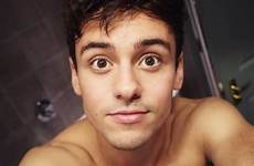 naked selfies leaked diver tom olympic daley embarrassing online celebrity supplied source
