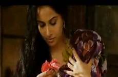 scenes bollywood actress top actresses abusive vidya ishqiya balan desi