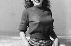 marilyn monroe torpedo norma hollywood jeane sweaters actrices feminin 1945 dienes