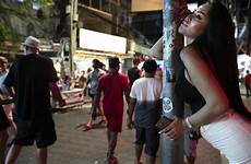 pattaya prostitution seks thailandia perdagangan brothel tourists sleaze open