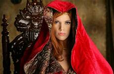 maidens magician roxetta redhead