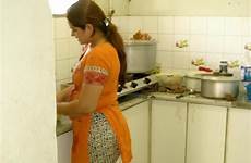 aunty indian girls desi pakistani hot girl churidar feet kitchen xossip bikni nice hard beautiful paki women edition face book